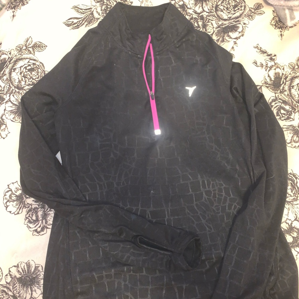 Old Navy 1/4 zip athletic top